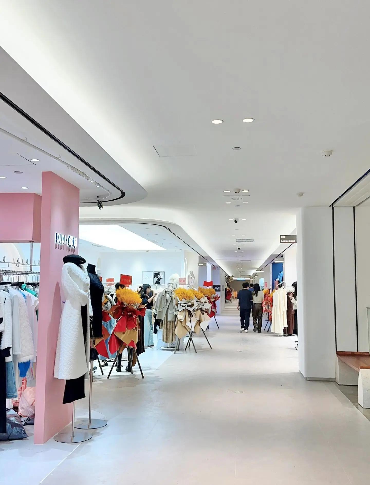 广州汇美国际服装城 周末逛街与淘货的时尚新地标