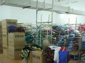 四川特价服装批发 精品女装跳楼货一手货源与成都市场机遇